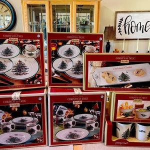 Spode Christmas dining set